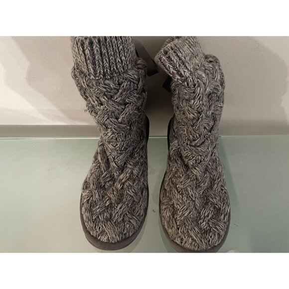 UGG Australia Isla Gray Cable Knit Winter Boots Ribbon Lace Tie Women’s Size 7 - Picture 2 of 7